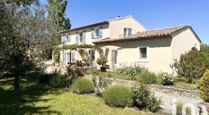 Country house 7 rooms of 190 m² in Pernes-les-Fontaines (84210)