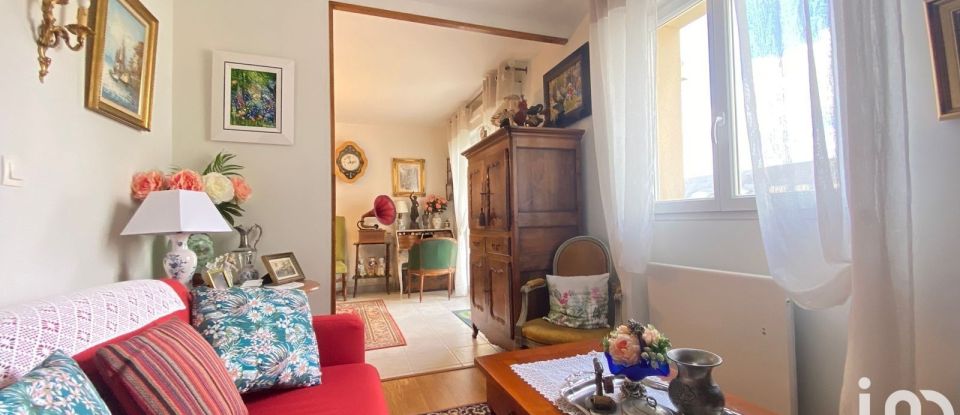 Apartment 3 rooms of 65 m² in Port-en-Bessin-Huppain (14520)