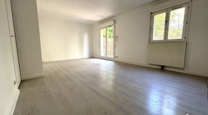 Apartment 2 rooms of 49 m² in - (91000)