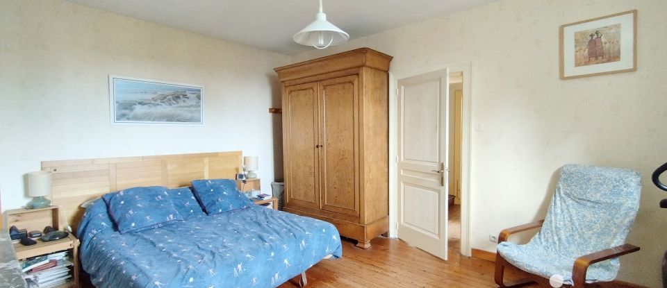 Town house 9 rooms of 208 m² in Saint-Étienne-du-Rouvray (76800)