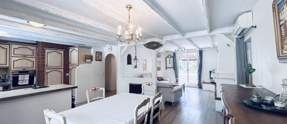 House 4 rooms of 92 m² in Roquebrune-sur-Argens (83520)