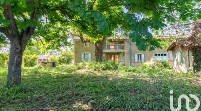 Farm 9 rooms of 250 m² in Les Barthes (82100)