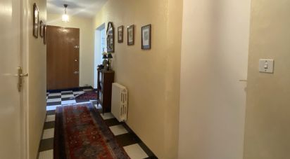 Apartment 3 rooms of 71 m² in Nantes (44000)