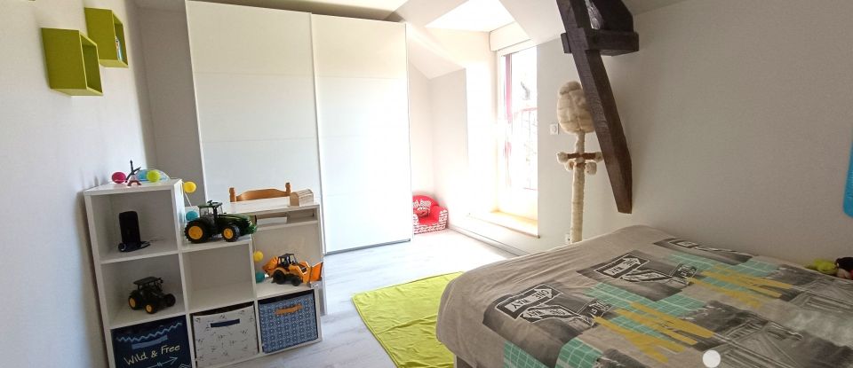 Longere 7 rooms of 176 m² in Landéan (35133)