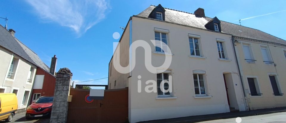 Maison 5 pièces de 157 m² à Torcé-Viviers-en-Charnie (53270)