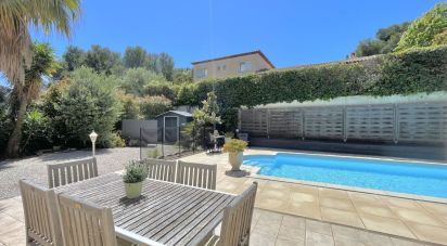 House 6 rooms of 114 m² in Six-Fours-les-Plages (83140)