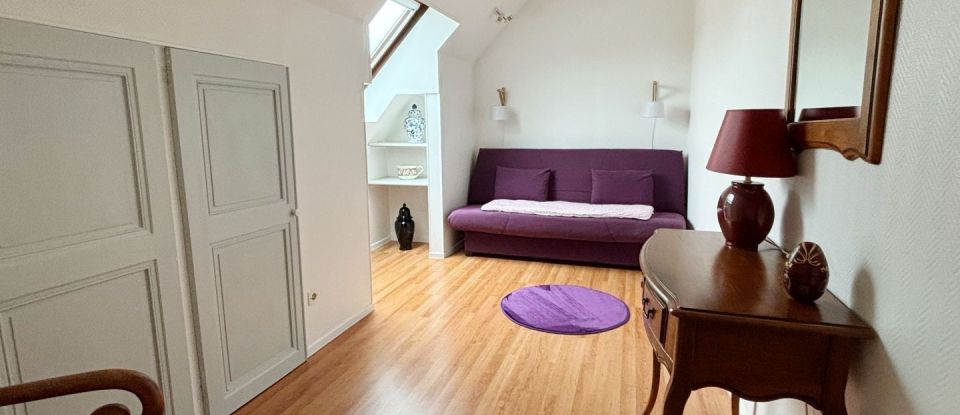 House 9 rooms of 283 m² in Vaudoy-en-Brie (77141)
