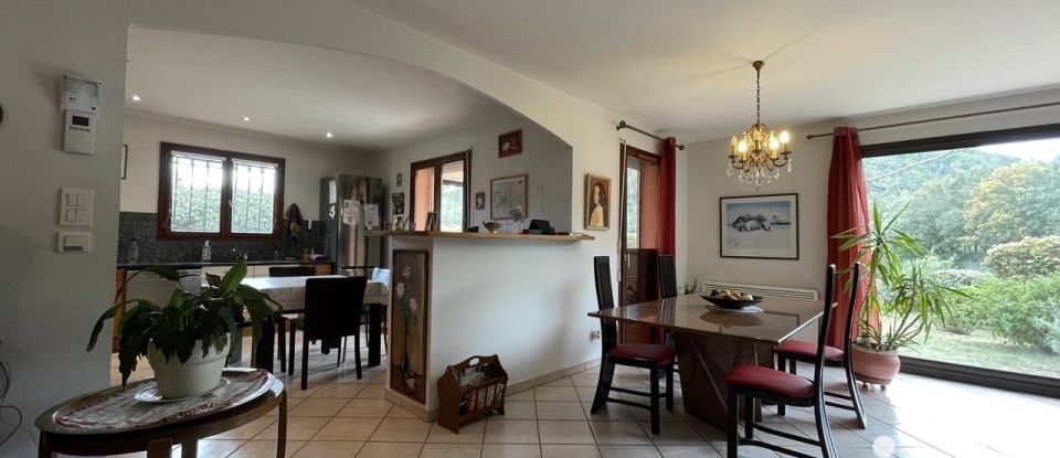 House 6 rooms of 140 m² in Reynès (66400)