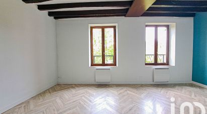 Studio 1 room of 27 m² in Houdan (78550)