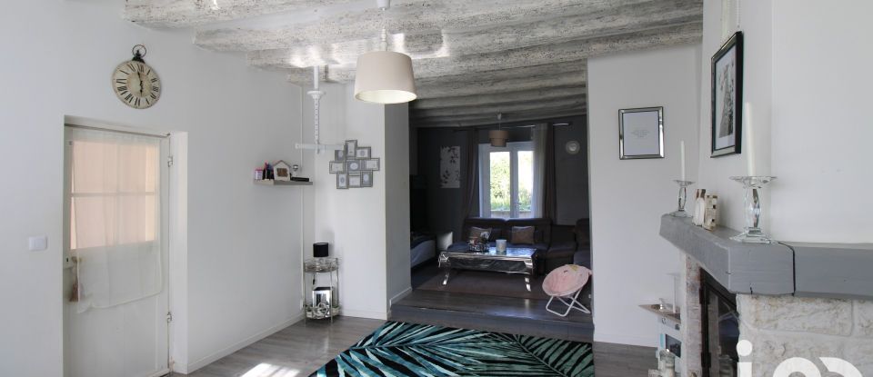 Maison 6 pièces de 130 m² à Lumigny-Nesles-Ormeaux (77540)