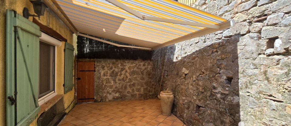 House 6 rooms of 216 m² in Gonfaron (83590)