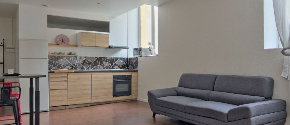 Apartment 2 rooms of 52 m² in Renage (38140)
