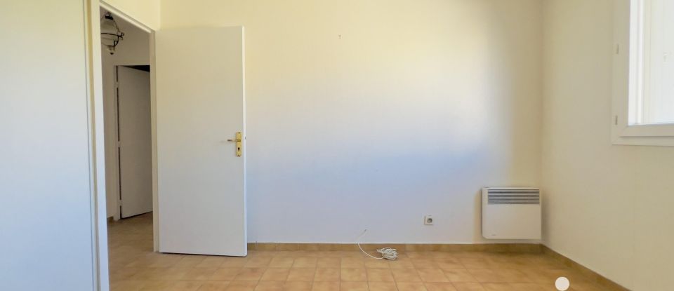 Appartement 3 pièces de 68 m² à Marseille (13008)