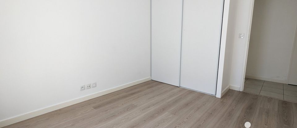 Apartment 3 rooms of 60 m² in La Teste-de-Buch (33260)