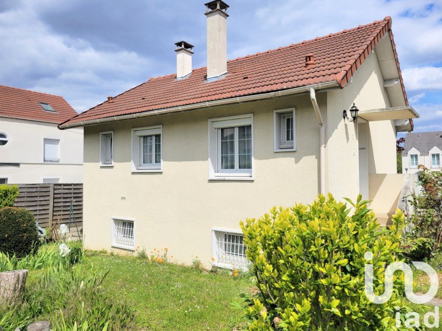 House 3 rooms of 47 m² in Villeneuve-le-Roi (94290)