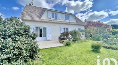 House 7 rooms of 160 m² in Morigny-Champigny (91150)