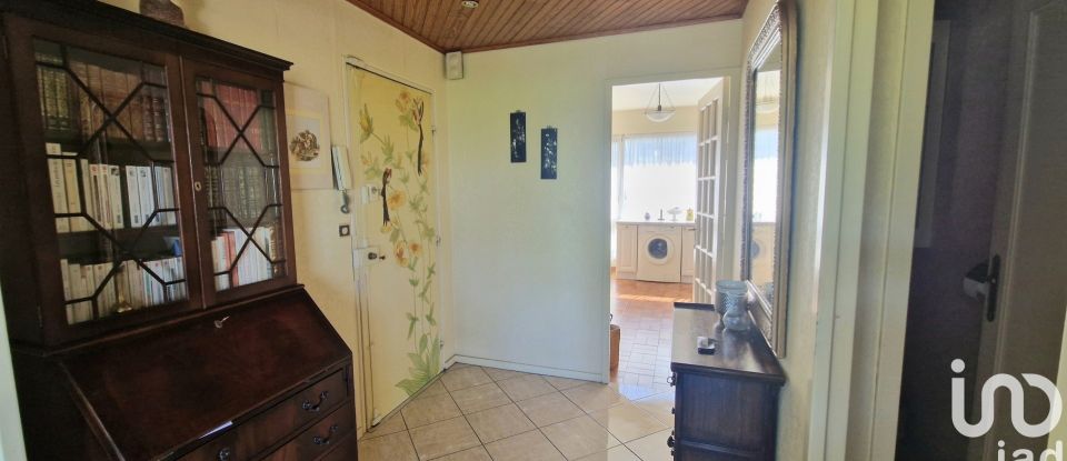 Apartment 4 rooms of 81 m² in Yerres (91330)