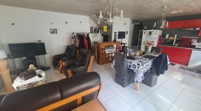 House 4 rooms of 82 m² in Le Pellerin (44640)
