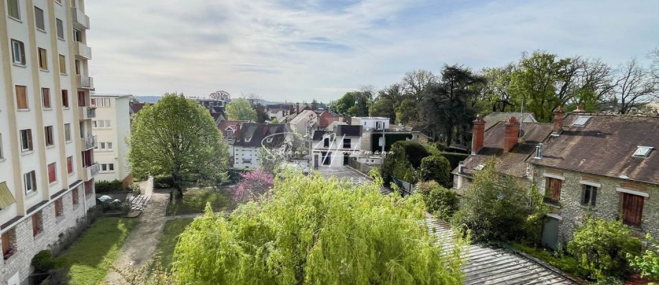 Apartment 4 rooms of 62 m² in Fontainebleau (77300)
