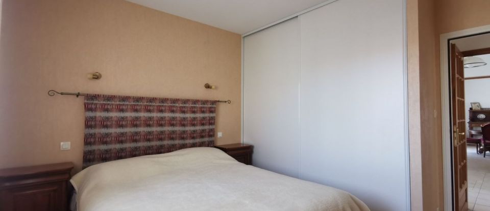 House 7 rooms of 141 m² in Jard-sur-Mer (85520)