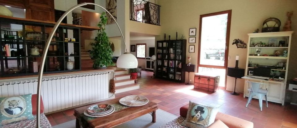 House 7 rooms of 203 m² in Ispagnac (48320)
