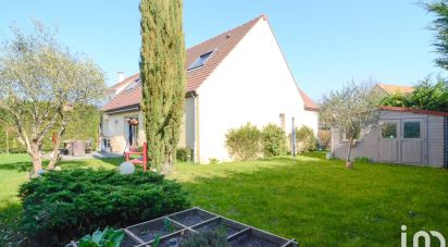 House 5 rooms of 132 m² in Chanteloup-les-Vignes (78570)
