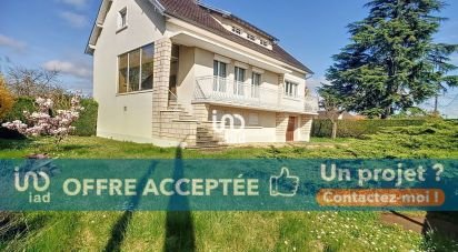 House 7 rooms of 136 m² in Luray (28500)
