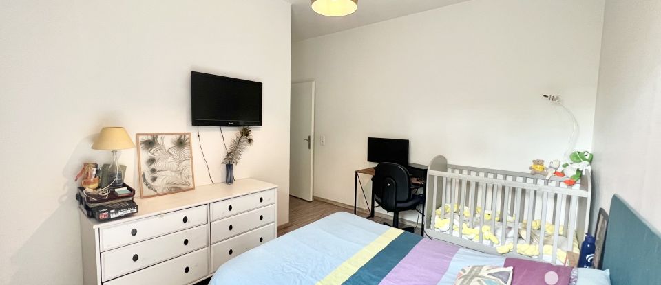 Apartment 3 rooms of 64 m² in Massy (91300)
