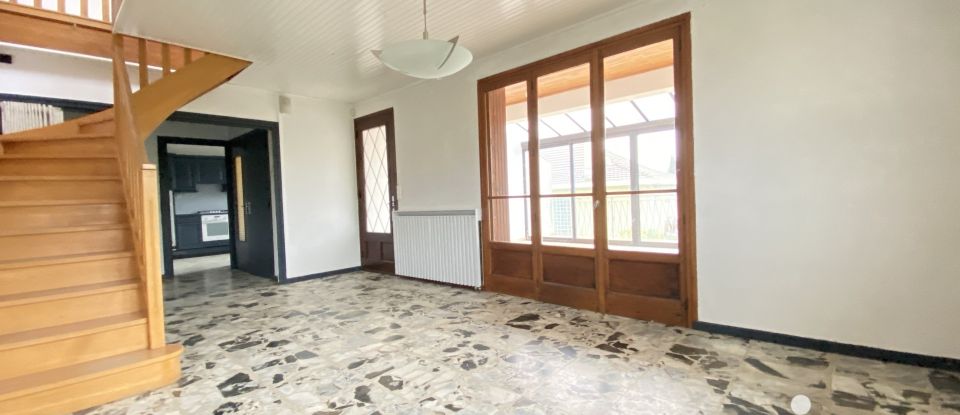 Traditional house 8 rooms of 180 m² in Charly (69390)