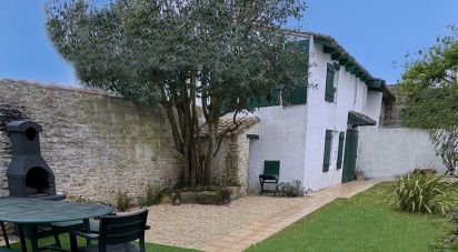 Traditional house 6 rooms of 125 m² in La Couarde-sur-Mer (17670)