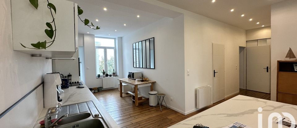 Appartement 5 pièces de 158 m² à Calais (62100)