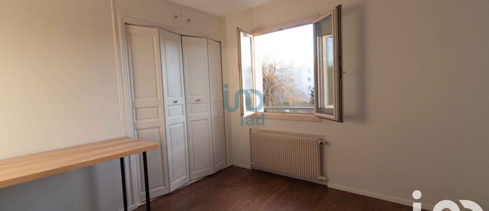 Apartment 3 rooms of 60 m² in Vaucresson (92420)