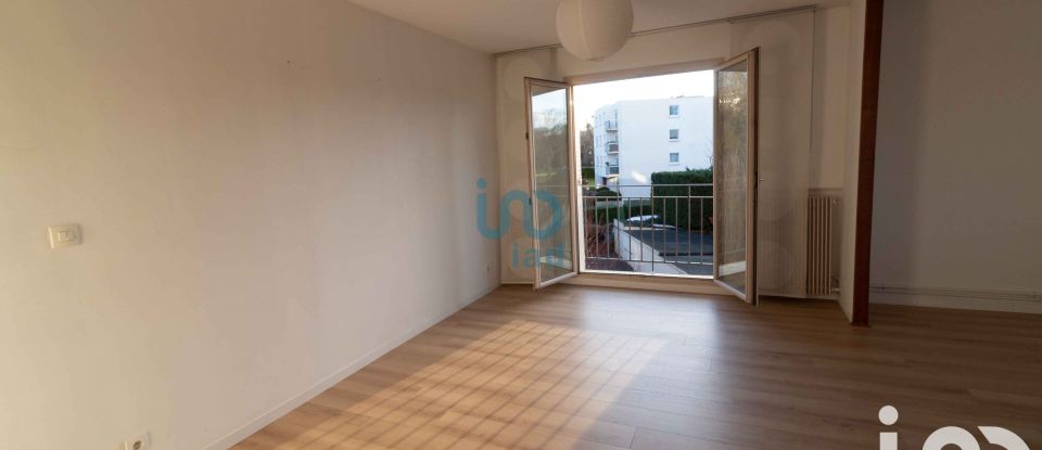 Apartment 3 rooms of 60 m² in Vaucresson (92420)