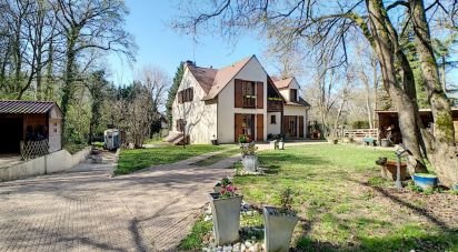 House 8 rooms of 196 m² in Morsang-sur-Seine (91250)