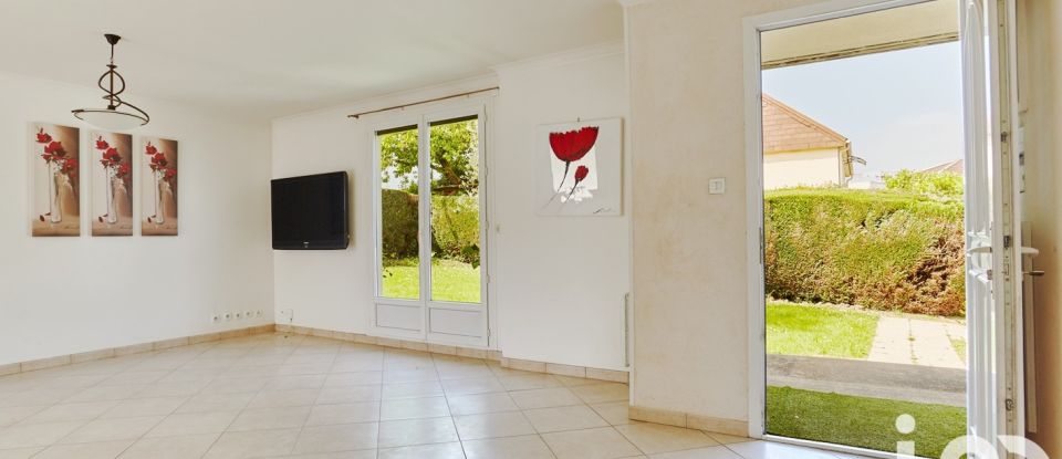 Traditional house 7 rooms of 176 m² in Maurepas (78310)