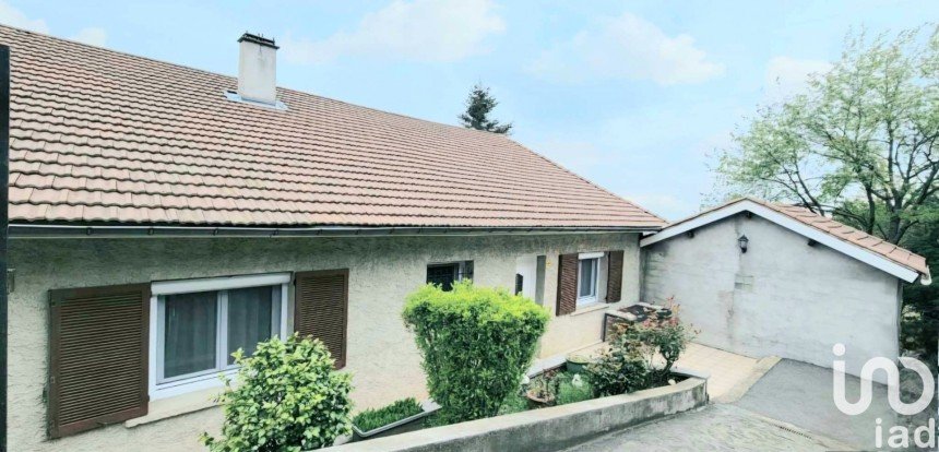 Traditional house 7 rooms of 195 m² in Saint-Étienne (42100)