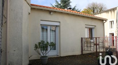 Traditional house 4 rooms of 92 m² in Chemillé-en-Anjou (49120)