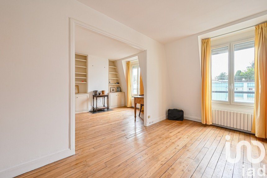 Apartment 3 rooms of 60 m² in Paris (75015)