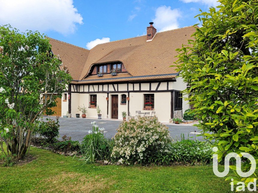 Maison traditionnelle 7 pièces de 170 m² à Fresne-le-Plan (76520)