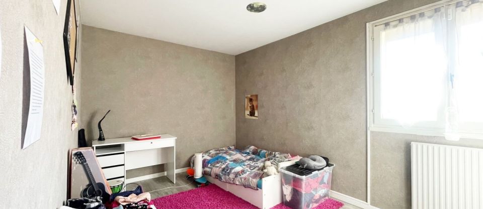 Apartment 4 rooms of 85 m² in Melun (77000)