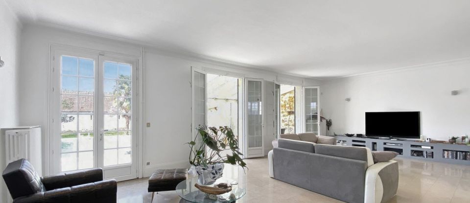Maison 7 pièces de 335 m² à Meaux (77100)