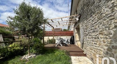 House 6 rooms of 150 m² in Fressines (79370)