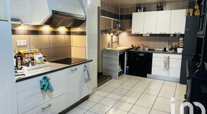 Town house 4 rooms of 95 m² in Périgueux (24000)