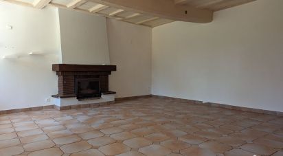 House 5 rooms of 94 m² in Maresché (72170)