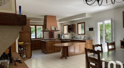 Maison traditionnelle 7 pièces de 290 m² à Draguignan (83300)