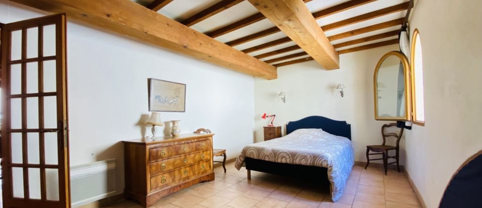 Village house 7 rooms of 158 m² in Roquefort-des-Corbières (11540)