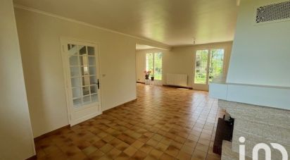 Traditional house 7 rooms of 140 m² in Amfreville-sous-les-Monts (27380)