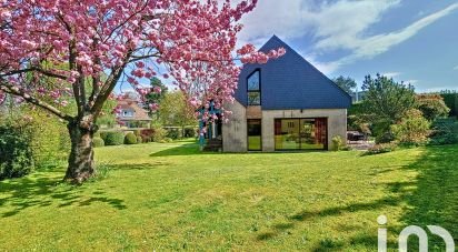 Architect house 9 rooms of 210 m² in Mont-Saint-Aignan (76130)
