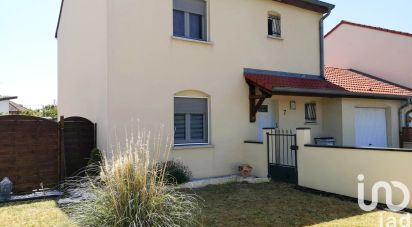 House 4 rooms of 101 m² in Andert-et-Condon (01300)