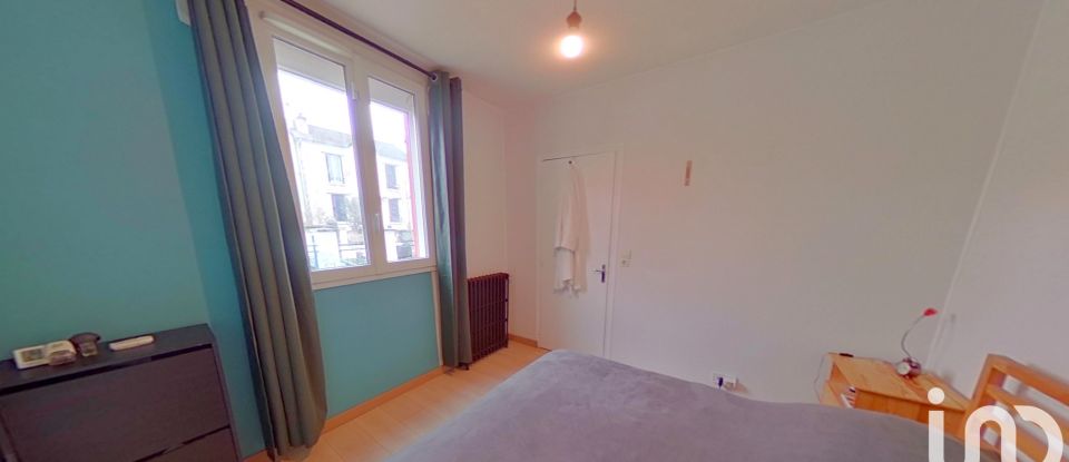Apartment 3 rooms of 73 m² in Villeneuve-le-Roi (94290)